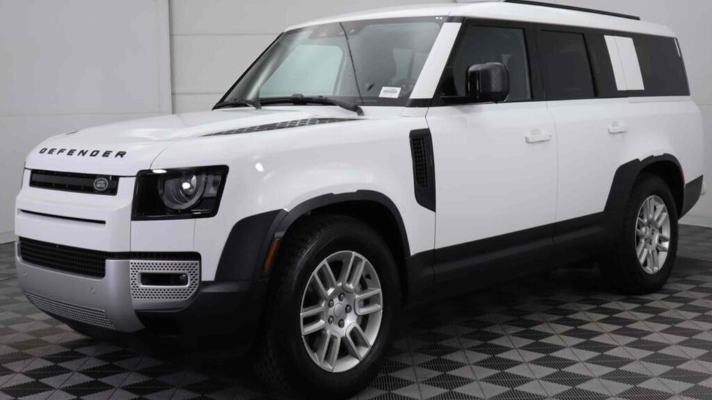 8 सीटों वाली Land Rover Defender 130 भारत में लॉन्च – पूरी फैमिली के लिए परफेक्ट SUV!