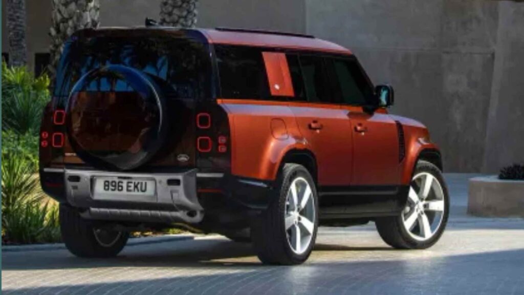 8 सीटों वाली Land Rover Defender 130 भारत में लॉन्च – पूरी फैमिली के लिए परफेक्ट SUV!