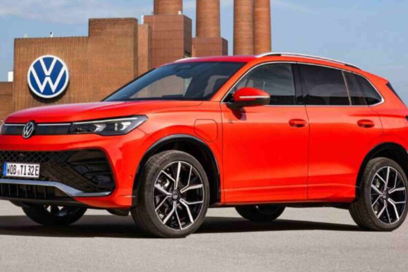 Volkswagen Tiguan 2025 : शानदार फीचर्स और दमदार परफॉर्मेंस के साथ आती है यह कार, जाने कीमत!