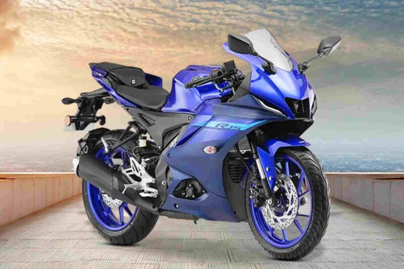 Yamaha R15 V4 2025आ गईं शानदार फीचर्स वाली दमदार बाइक